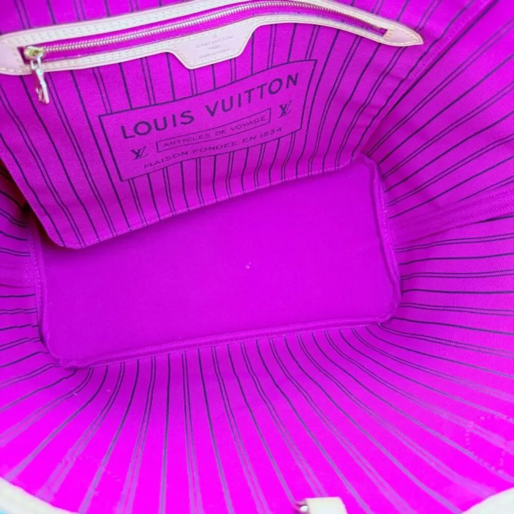 Louis Vuitton Women Pre-Loved Bag Very Good Condition